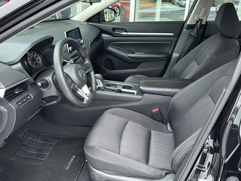 Used 2022 Nissan Altima 2.5 SV image 7