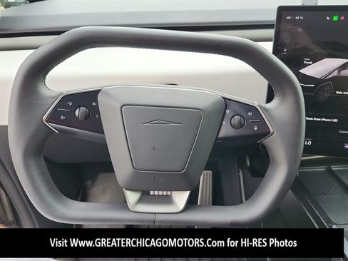 Used 2024 Tesla Cybertruck AWD Crew Cab image 28