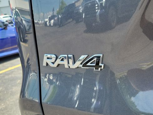 Used 2024 Toyota RAV4 XLE FWD image 6