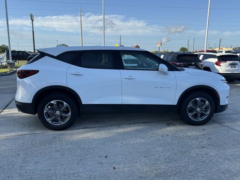 Used 2023 Chevrolet Blazer LT AWD/4WD image 7
