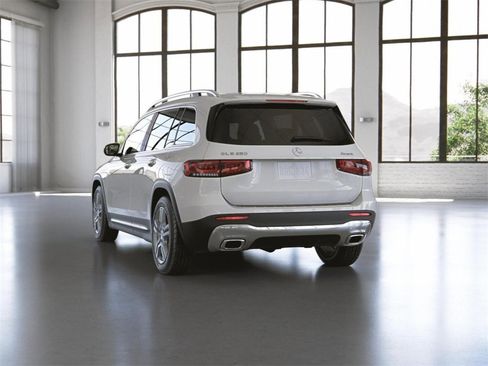 Certified 2022 Mercedes-Benz GLB 250 4MATIC image 28