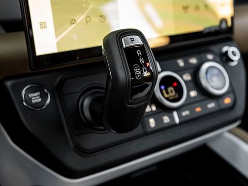 New 2026 Land Rover Defender 110 S AWD/4WD image 25