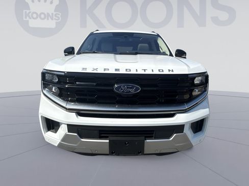 Used 2025 Ford Expedition Platinum AWD/4WD image 11