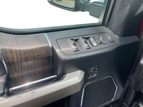 Used 2021 Ford F250 Lariat w/ Tremor Off-Road Package AWD/4WD image 37