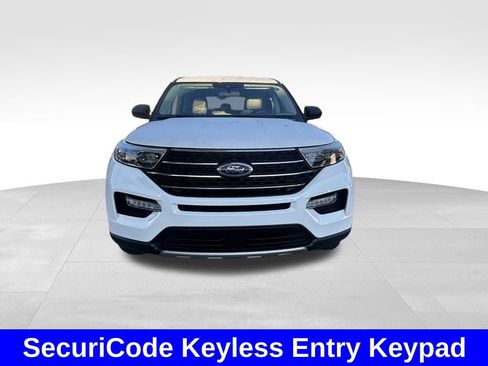 Certified 2023 Ford Explorer XLT w/ Equipment Group 202A image 10