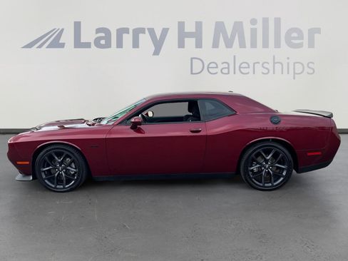 Used 2023 Dodge Challenger R/T w/ Blacktop Package image 2