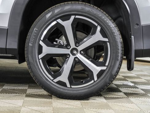 New 2026 Volkswagen Tiguan SE image 18