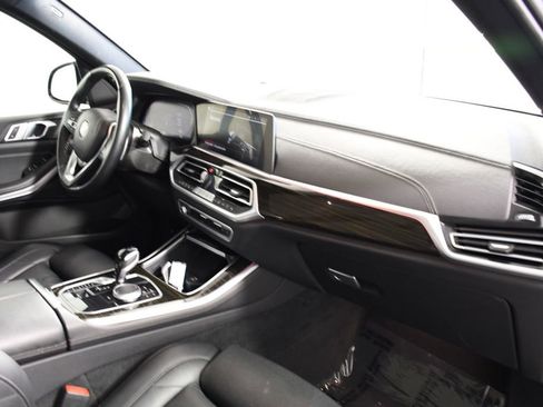 Used 2023 BMW X5 xDrive40i AWD/4WD image 19