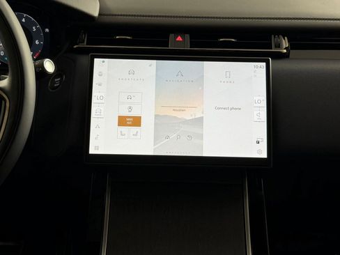 New 2026 Land Rover Range Rover Velar Dynamic SE image 24