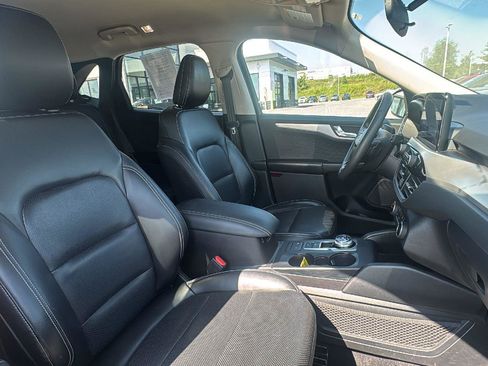 Used 2020 Ford Escape SEL image 14