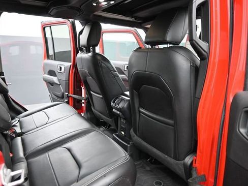 Used 2023 Jeep Wrangler Unlimited Sahara w/ Cold Weather Group AWD/4WD image 20