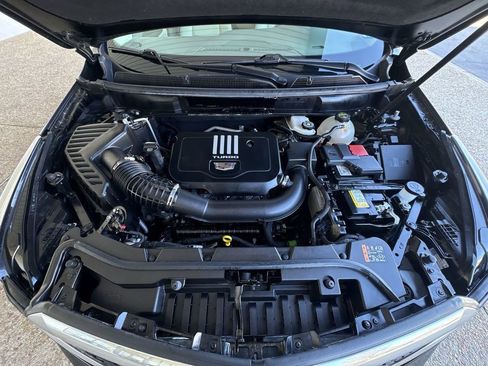 Certified 2024 Cadillac XT5 Premium Luxury w/ LPO, Floor Liner Package image 31