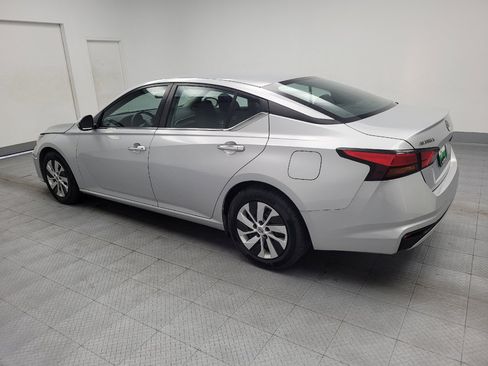 Used 2023 Nissan Altima 2.5 S FWD image 3