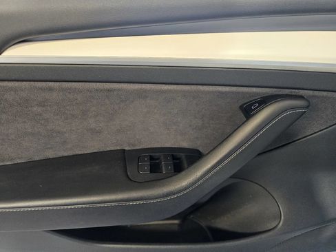 Used 2021 Tesla Model 3 Standard Range Plus RWD image 13