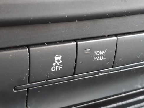 Used 2019 RAM 1500 Express w/ Express Value Package image 25