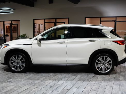 Used 2022 INFINITI QX50 Sensory image 8