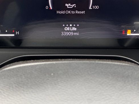 Used 2023 Jeep Grand Cherokee L Limited w/ Rear Seat Video Group I image 28