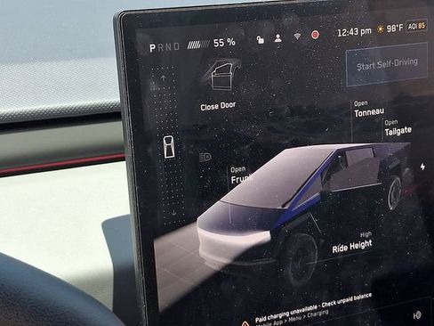 Used 2025 Tesla Cybertruck AWD Crew Cab image 15