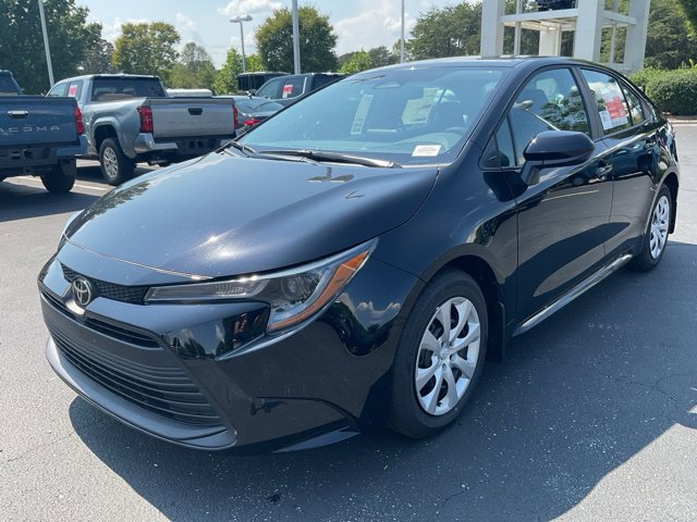 New 2026 Toyota Corolla LE FWD image 2
