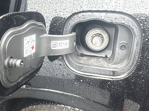 Used 2023 Ford Escape ST-Line w/ Tech Pack #1 image 28