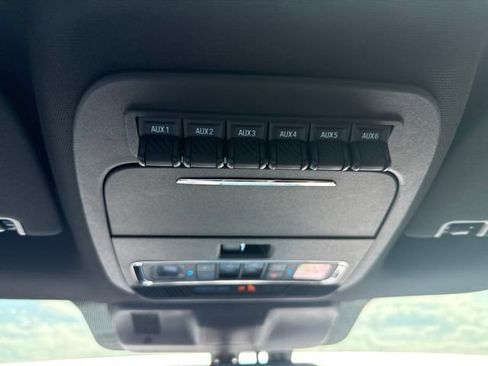 Used 2024 Ford F250 Platinum AWD/4WD image 26