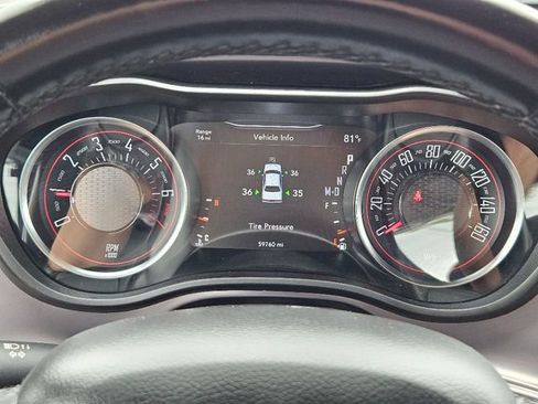 Used 2023 Dodge Challenger SXT image 17