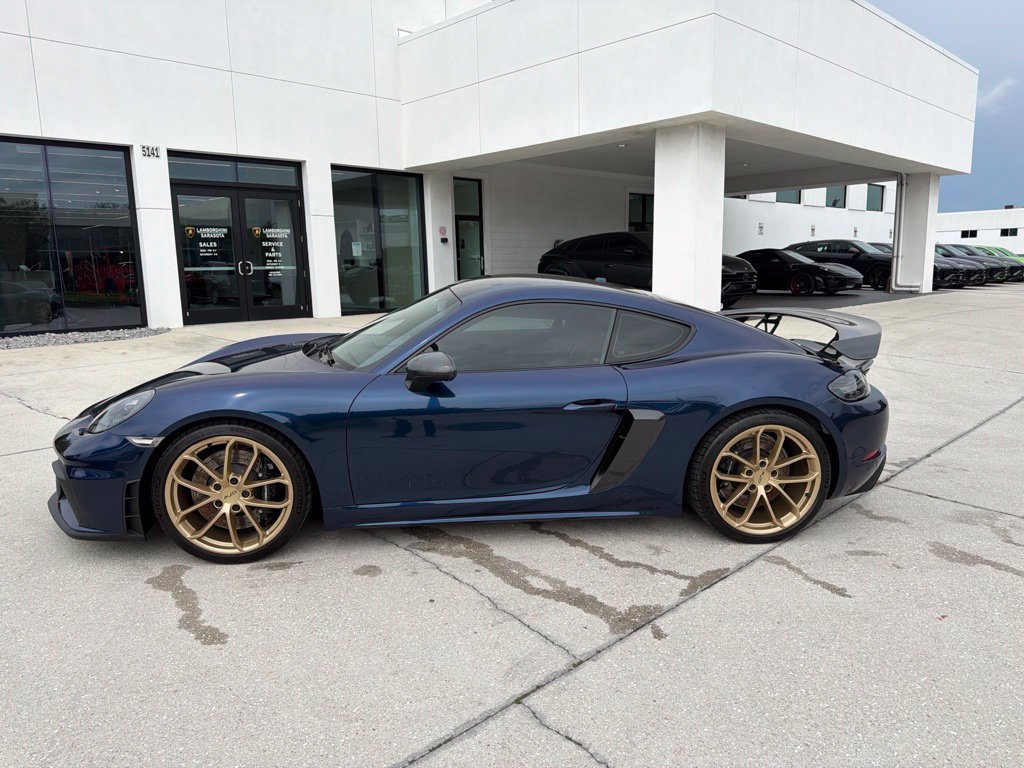 Used 2023 Porsche 718 Cayman GT4 RWD image 2