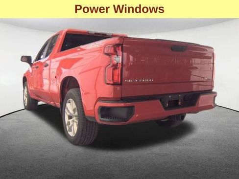 Used 2022 Chevrolet Silverado 1500 Custom AWD/4WD image 8