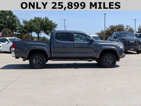 Used 2023 Toyota Tacoma SR5 AWD/4WD image 4