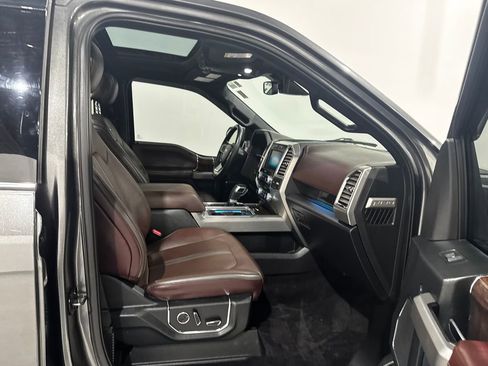 Used 2015 Ford F150 Platinum w/ Equipment Group 701A Luxury image 20