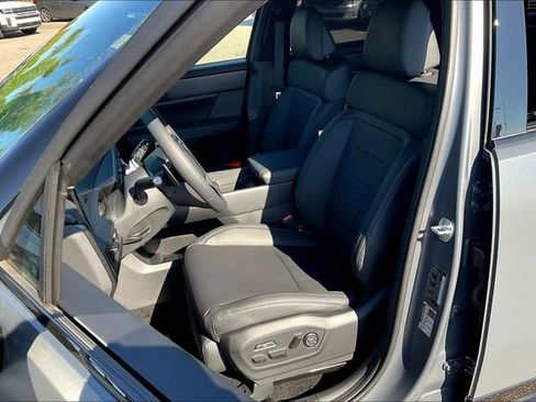 New 2026 Hyundai Santa Fe Calligraphy image 9