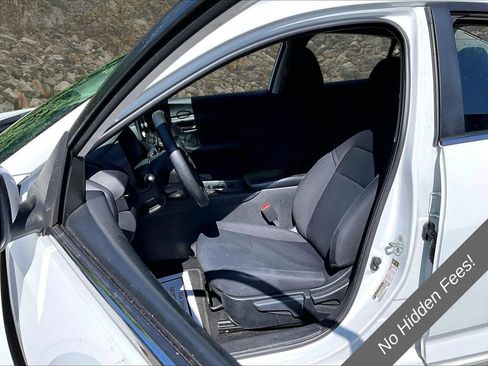 Used 2024 Nissan Sentra S FWD image 18
