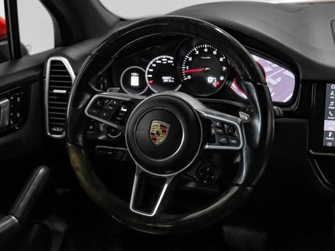 Used 2021 Porsche Cayenne AWD/4WD image 20