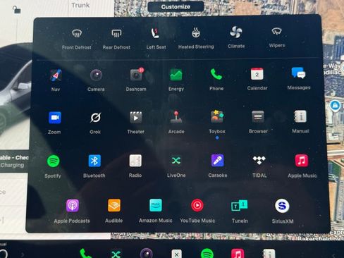 Used 2023 Tesla Model Y Long Range image 28