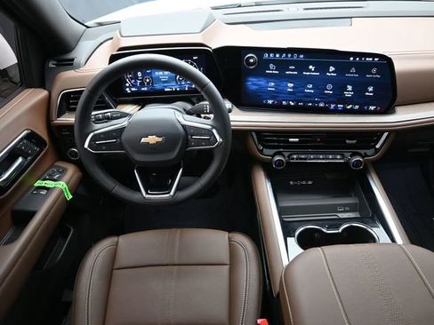 Used 2025 Chevrolet Tahoe High Country image 27