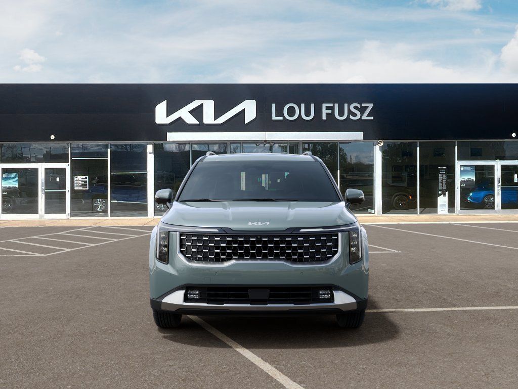 New 2027 Kia Carnival SX FWD image 2