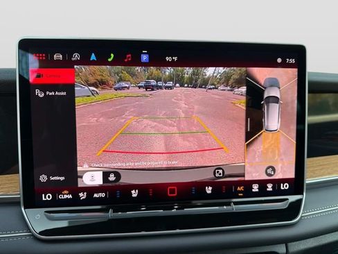 New 2026 Volkswagen Tiguan SEL R-Line AWD/4WD image 21