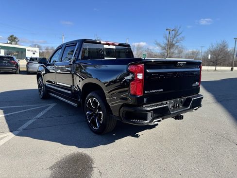 Used 2023 Chevrolet Silverado 1500 High Country w/ High Country Premium Package image 4