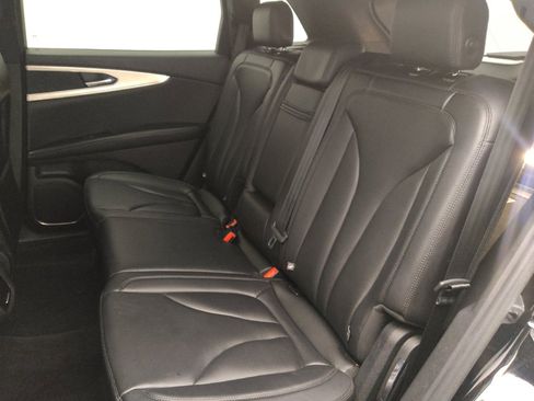 Used 2017 Lincoln MKX Premiere image 18