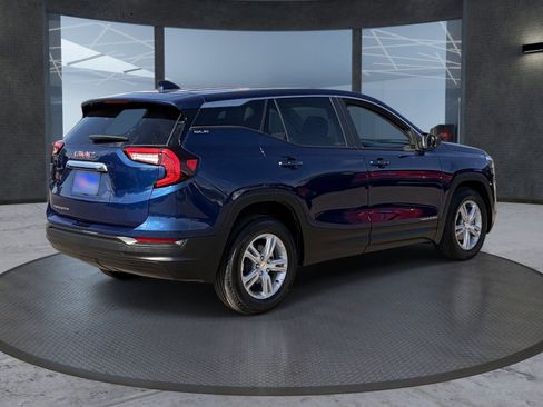 Certified 2022 GMC Terrain SLE FWD image 6