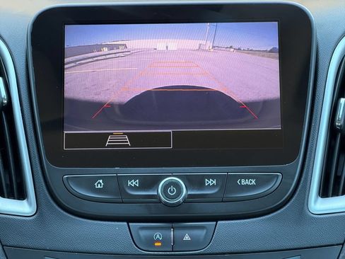 Used 2022 Chevrolet Malibu RS FWD image 12