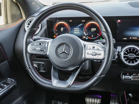 Used 2022 Mercedes-Benz GLA 250 image 15