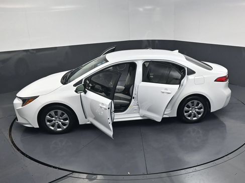 Used 2026 Toyota Corolla LE FWD image 26