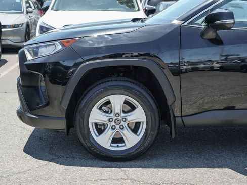 Used 2020 Toyota RAV4 XLE w/ Carpet Mat Package FWD image 9