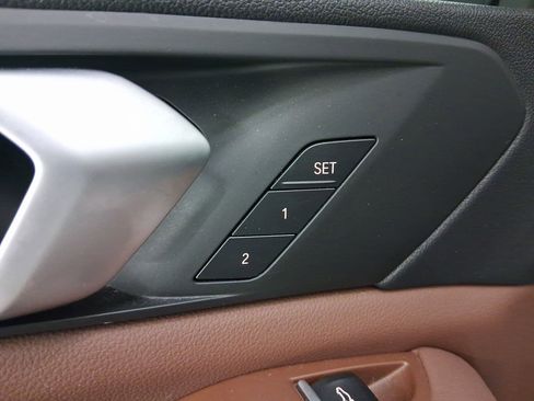 Used 2019 BMW X5 xDrive40i w/ Convenience Package image 12