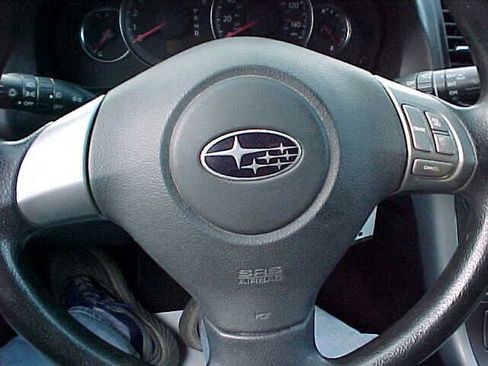 Used 2009 Subaru Outback 2.5i Special Edition image 22