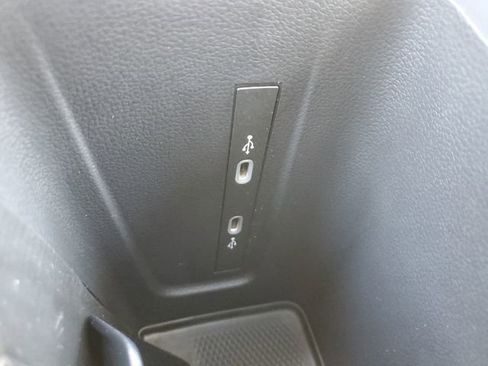 New 2026 Volkswagen Tiguan SE R-Line image 22