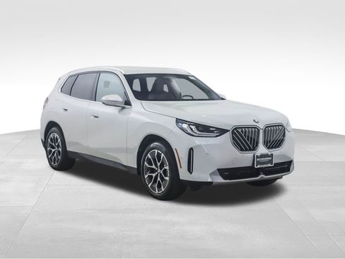New 2026 BMW X3 xDrive30 w/ Convenience Package image 8