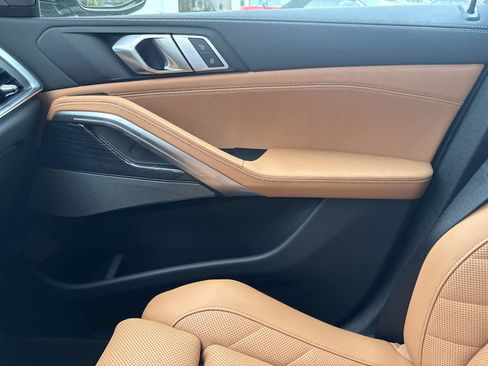 New 2026 BMW X6 xDrive40i w/ Premium Package image 23