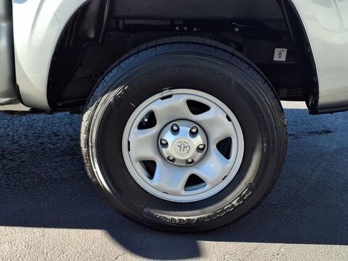 Used 2023 Toyota Tacoma SR image 4